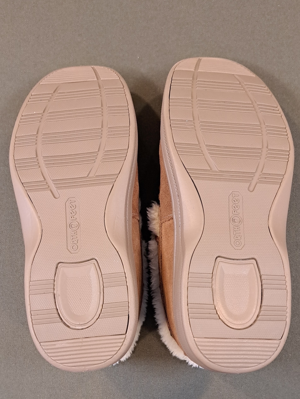 Orthofeet Tuscany Moccasin Slippers - Color: Brown - Size: Men 10.5 Wide (2E) - Picture 9 of 12